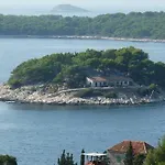 In With Sea View, Terrace, Air Conditioning, Wi-fi