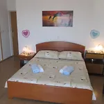 In With Sea View, Terrace, Air Conditioning, Wi-fi Penzion 3*