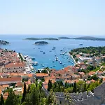 In With Sea View, Terrace, Air Conditioning, Wi-fi Hvar Town