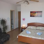 In With Sea View, Terrace, Air Conditioning, Wi-fi Penzion Hvar Town