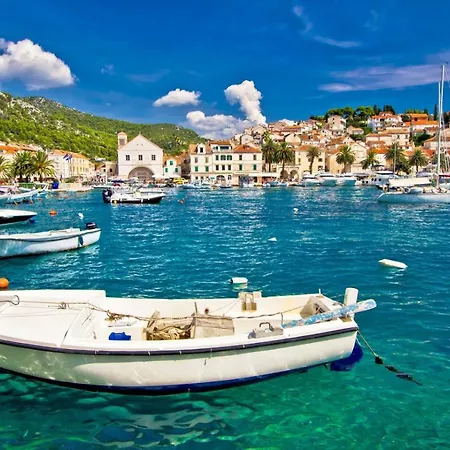 In With Sea View, Terrace, Air Conditioning, Wi-fi 3*