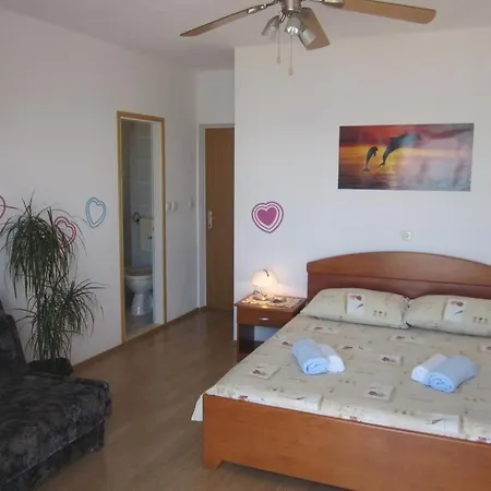 In With Sea View, Terrace, Air Conditioning, Wi-fi Penzion Hvar Town